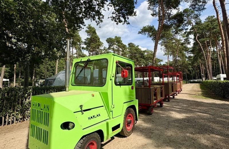 Familiepark goolderheide treintje voor ophaalparade 4