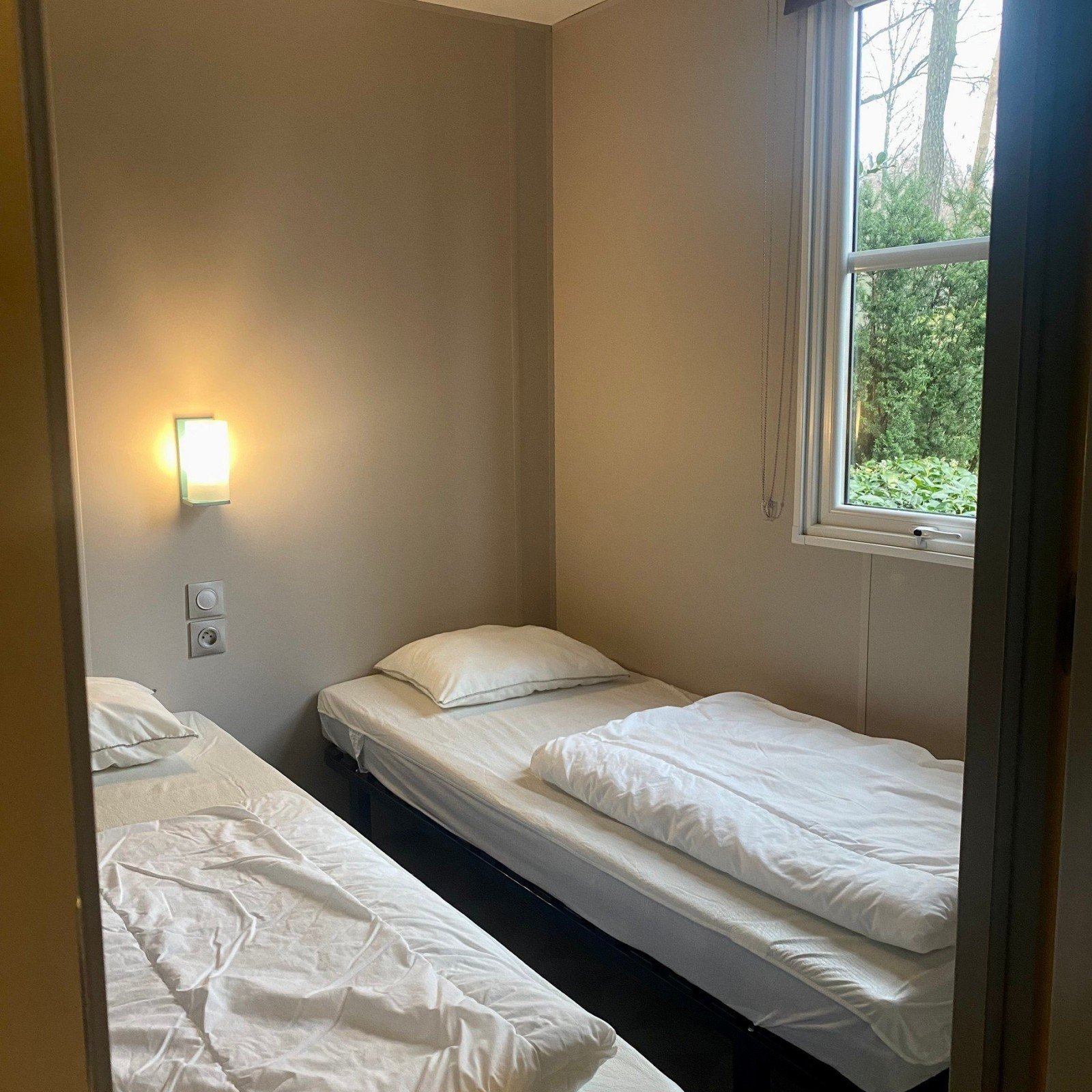 Goolderheide stacaravan extra luxe 6 personen slaapkamer 2